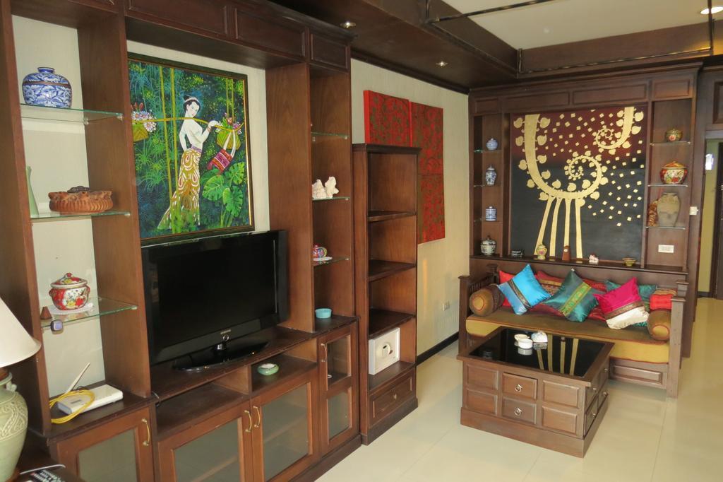 פאטאיה View Talay 6 Suite Apartments מראה חיצוני תמונה