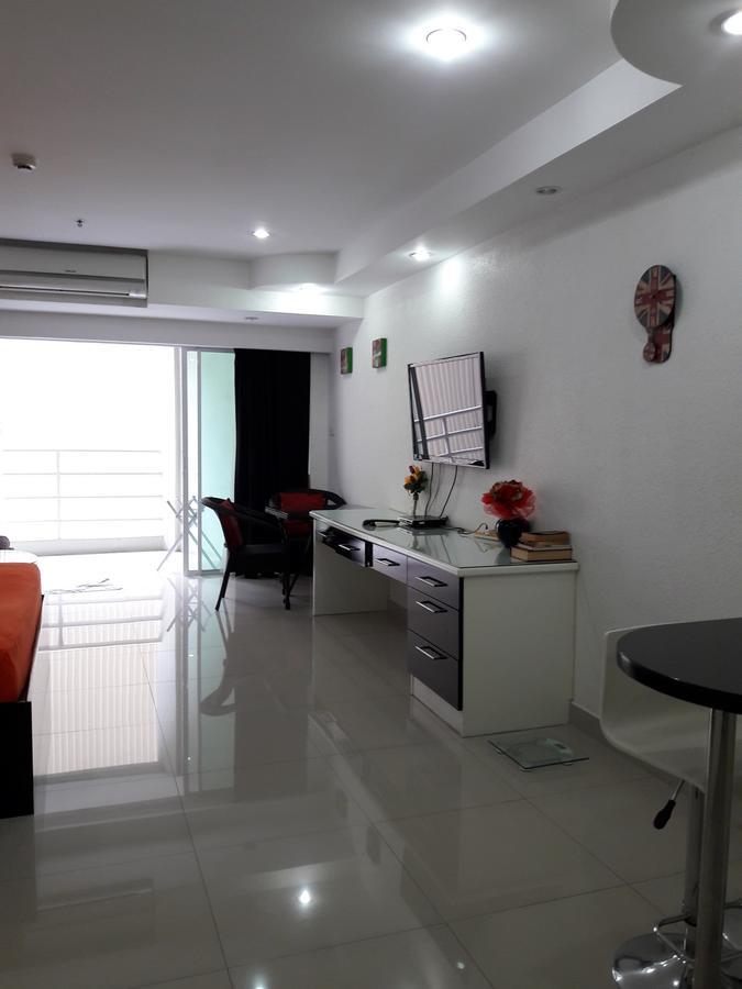 פאטאיה View Talay 6 Suite Apartments מראה חיצוני תמונה